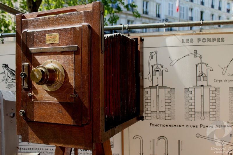 Un boitier de la société Gilles et Fils Successeurs - Fabricants - 31, rue de Navarin Paris Canon_EOS_500D-2794.jpg