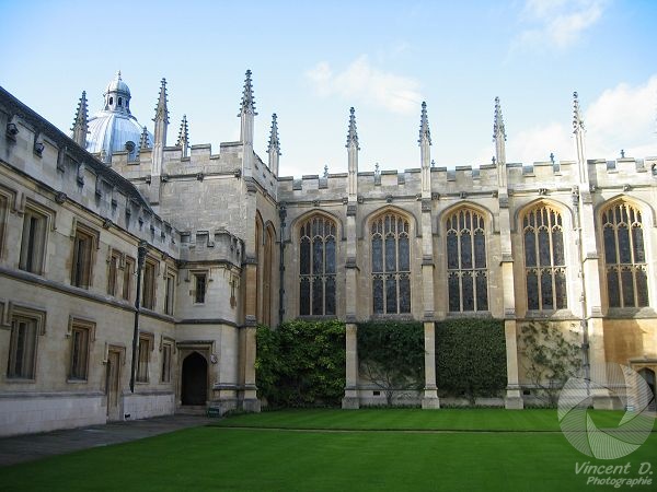 All Souls College - Oxford_-_UK_053.jpg Oxford_-_UK_053.jpg