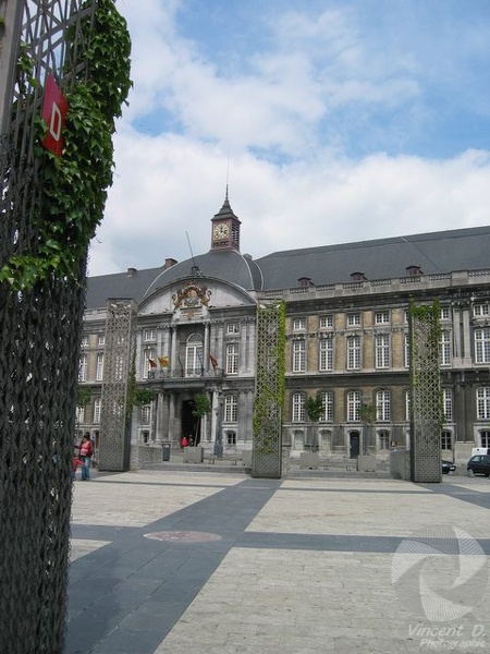 Le Palais des Princes-Evêques de Liège
sur Wikipedia IMG_5792.jpg