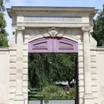 Une des entrées du Jardin Villemin