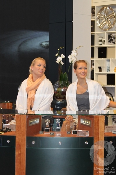 Les hôtesses : Le Mondial sans les hôtesses serait certainement plus triste, merci mesdemoiselles pour vos galants sourires. Canon_EOS_500D-3125.jpg