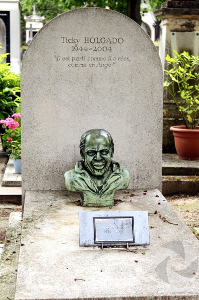 « Il est parti comme il a vécu, comme un ange. » et après « Trente Ans de merdier. » Paris_2013_9085.jpg