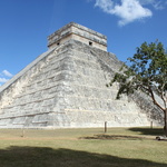 El Castillo (Pyramide de Kukulcán)