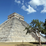 El Castillo (Pyramide de Kukulcán)